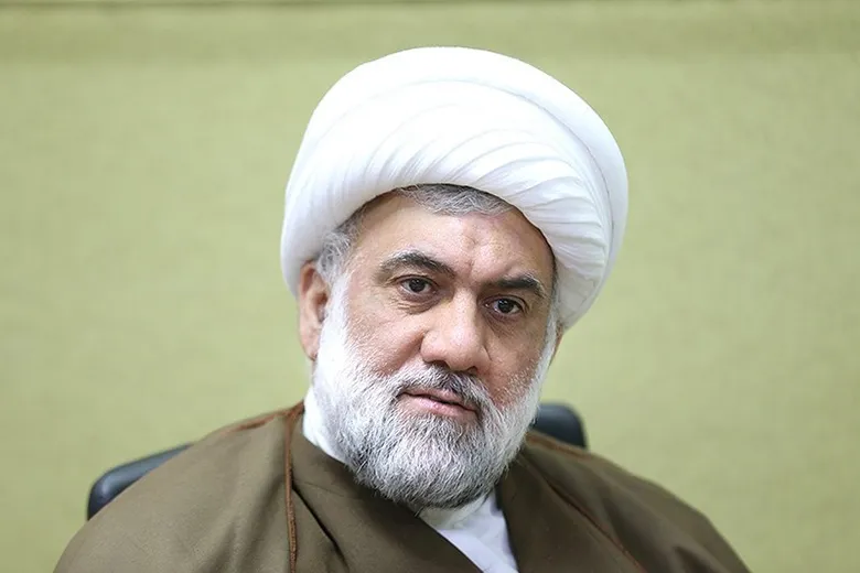هم علم، هم عاطفه