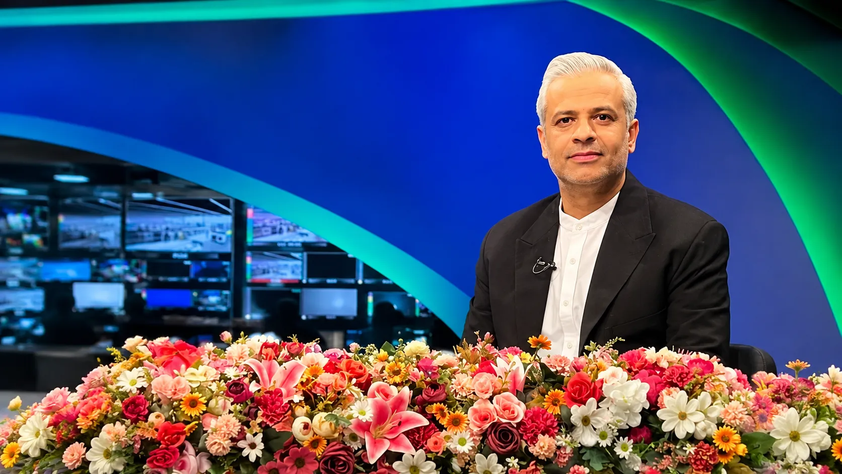گفتوگو با فرشید شکیبا درباره احیای تلهتئاتر و جایگاه دوبله در ارتقای ادبیات نمایشی گفتوگو با فرشید شکیبا درباره احیای تلهتئاتر و جایگاه دوبله در ارتقای ادبیات نمایشی