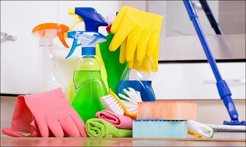 مواد شوینده را با آب داغ مخلوط نکنید