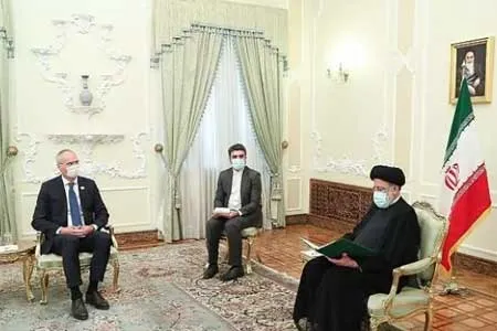 آوارگی مردم افغانستان محصول سیاست‌های آمریکا است