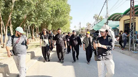 همه به پیش در جاده کربلا