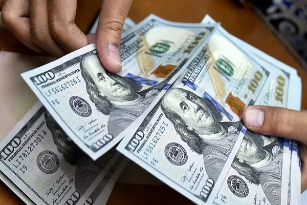 قیمت دلار ۳ اسفند ۱۳۹۹ به ۲۴ هزار و ۶۷۳ تومان رسید
