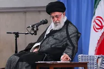 پیام تسلیت رهبر انقلاب به حضرت آیت‌الله سیستانی درپی درگذشت برادر ایشان