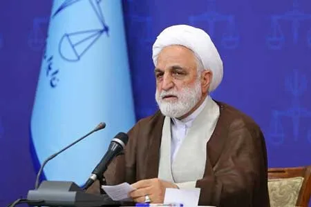 مبارزه با فساد نباید منحصر به مفاسد اقتصادی شود