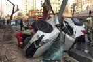 سوار کردن مسافر دردسرساز شد / نجات معجزه‌آسای راننده پژو پس از واژگونی