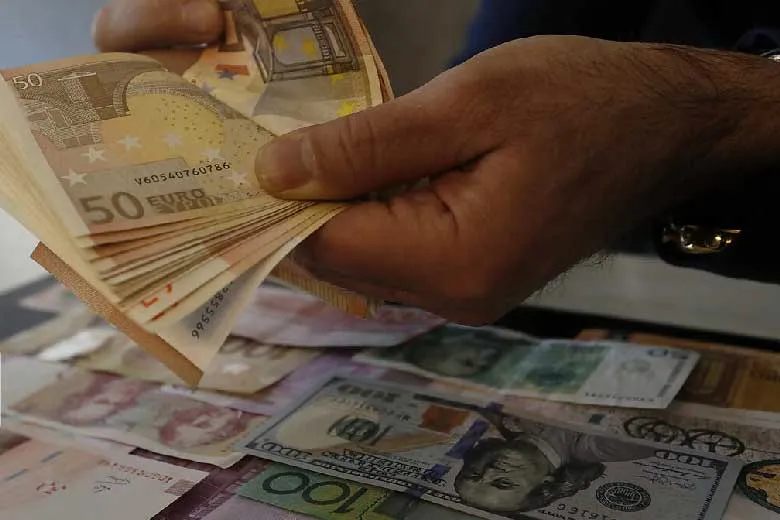 ثبات بخشی به بازار ارز سیاست مجموعه دولت است