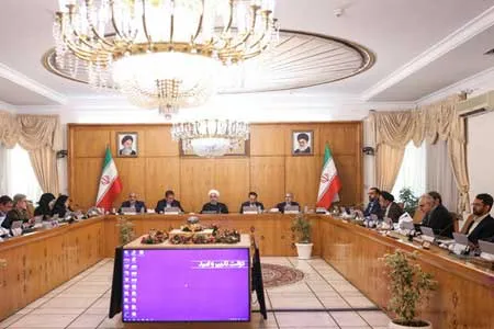 شروع کار وزارتخانه‌ها در روزهای ۱۹ و ۲۳ رمضان با دو ساعت تاخیر