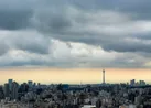 آسمانی ابری و بادی در انتظار تهران