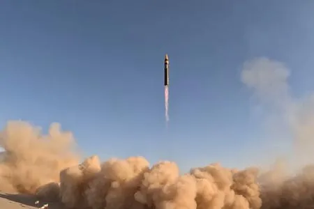 موشک «خرمشهر 4» نسبت به نسل‌ قبل خود سرعت بیشتری دارد