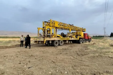 حفاری چاه شماره ۱۲ اسدآباد آغاز شد