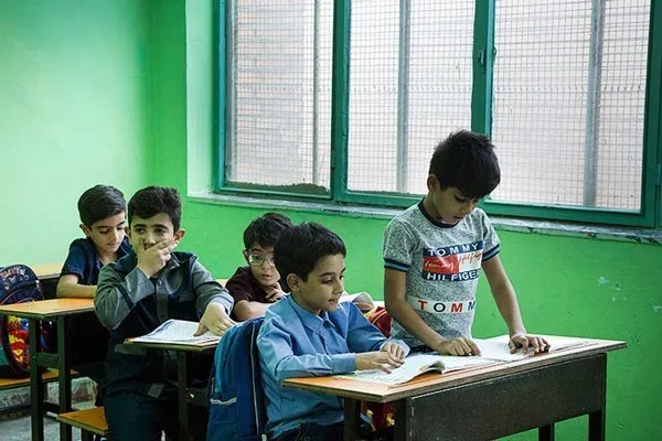 آمار نگران‌کننده وضعیت آب لوله‌کشی، توالت و آبخوری در مدارس دولتی کشور