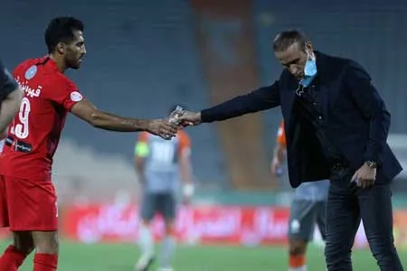 گل‌محمدی استعفا کرد / خداحافظی از پرسپولیس بعد از لیگ قهرمانان آسیا