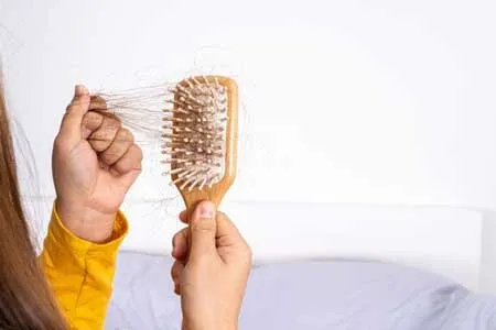 اگر ریزش مو دارید به این اختلال ها مبتلا هستید
