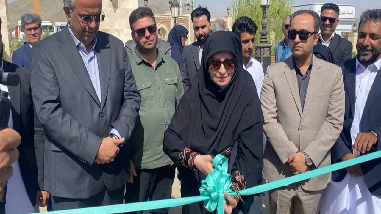 آغاز بکار نخستین ناوگان تاکسی برقی در زاهدان