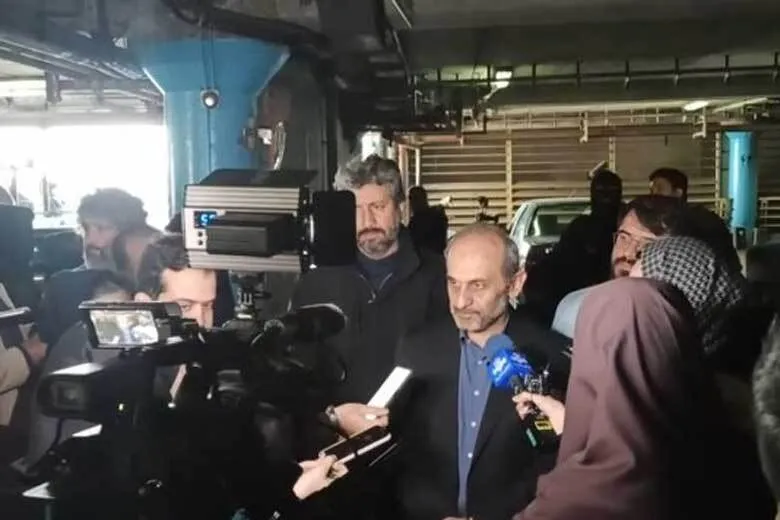 نظر رییس رسانه ملی درباره «نُطُق‌کِشی» هنرمندان