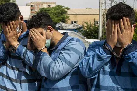 انهدام باند توزیع «شیشه» در تهران / ۵ متهم دستگیر شدند