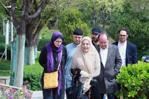 دور‌همی خدادادی‌ها
