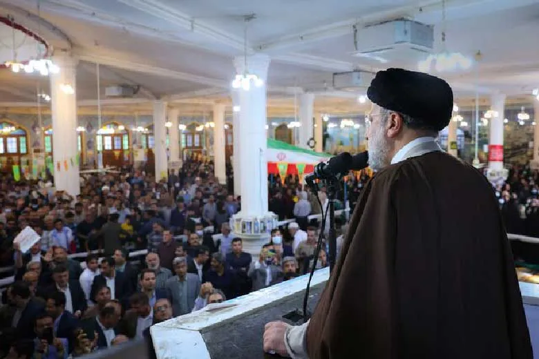 دولتمردان تمام توان خود را در جهت رفع مشکلات کشور به کار می‌گیرند