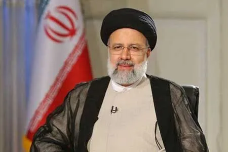 اقتصاد بیمار کشور باید براساس راهکارهای علمی درمان شود