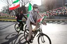 موتورسواران و دوچرخه سواران به سمت میدان آزادی حرکت کردند