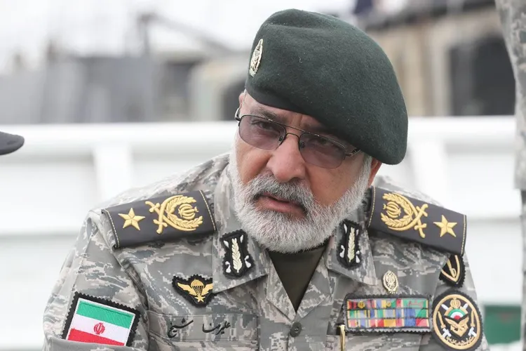 خلبان شهید کاظمی آیینه مجسم جرأت و شجاعت شد