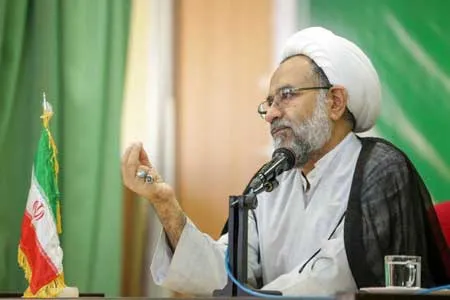 رویکرد قرارگاه خاتم آینده‌ای بسیار روشن‌تر برای انقلاب رقم می ‌زند