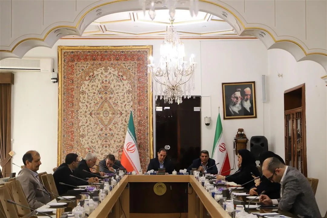 درخواست تعویق مالیات فعالان اقتصادی در کارگروه شورای گفت‌وگوی آذربایجان‌شرقی