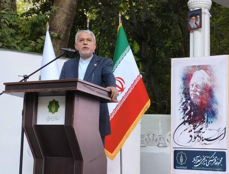 انسان‌هایی که زیست فرهنگی دارند، نمی‌میرند/ جهان باید ایران را با فردوسی، حافظ، سعدی، عطار و فرشچیان بشناسد