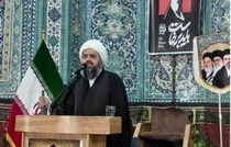 امام جمعه موقت ورامین: مردم برای اقدام علیه ترامپ ۱۰۰ کیلو طلا تعیین کرده‌اند