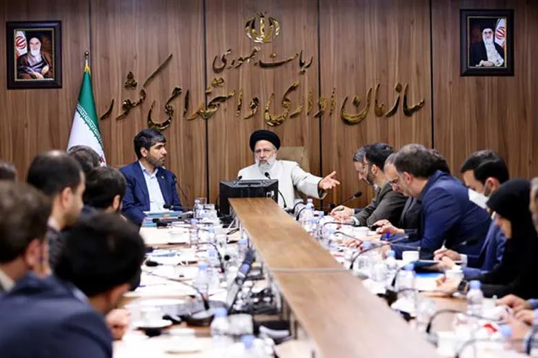 سازمان اداری و استخدامی گلوگاه‌های فساد را شناسایی و برطرف کنند
