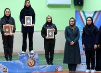 کسب مقام سوم مسابقات شنای وزارت ارتباطات توسط بانوی کارمند مخابرات اصفهان
