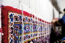 گره در تارو پود فرش کرمان