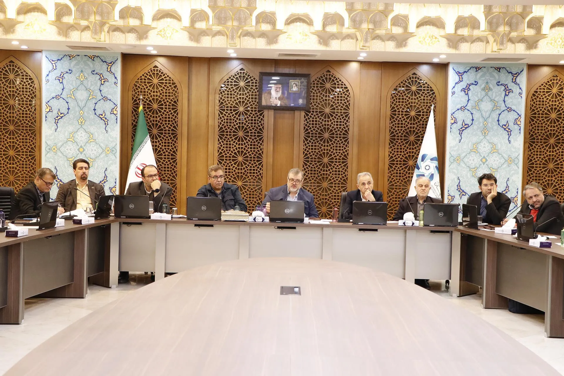 حمایت اتاق بازرگانی اصفهان از پروژه قطار سریع‌السیر