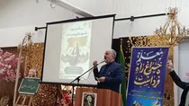 ۱۰ درصد شهدای کشور معلم و دانش‌آموز هستند