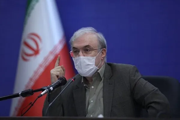 پاسخ وزیر بهداشت به منتقدان واکسیناسیون کرونا در کشور