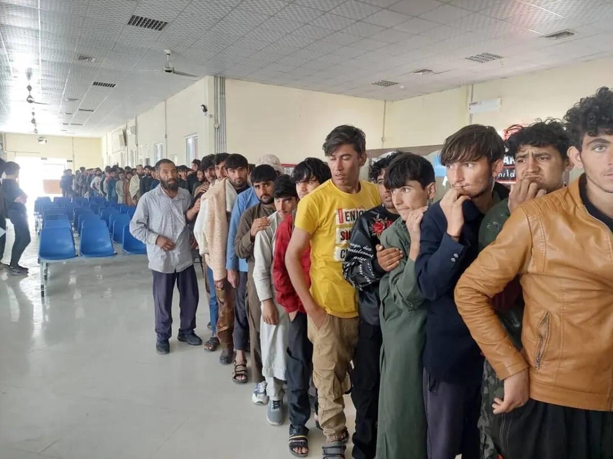 ببینید |  آخرین حرف اهالی افغانستان قبل از ترک ایران