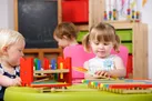 بهترین و بدترین سن رفتن بچه به مهد کودک