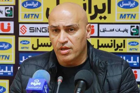 خبرنگاران تهرانی از جیب‌شان سوال‌های عجیب وغریب درمی آورند