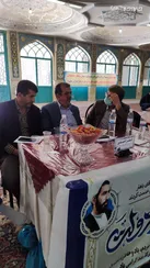 برپائی میز خدمت در مصلی بزرگ امام خمینی شهرکرد قبل از نماز جمعه