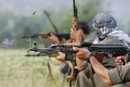 هلاکت ۴ عضو گروهک تروریستی پژاک در مرز بانه؛ کشف سلاح و مهمات توسط مرزبانان