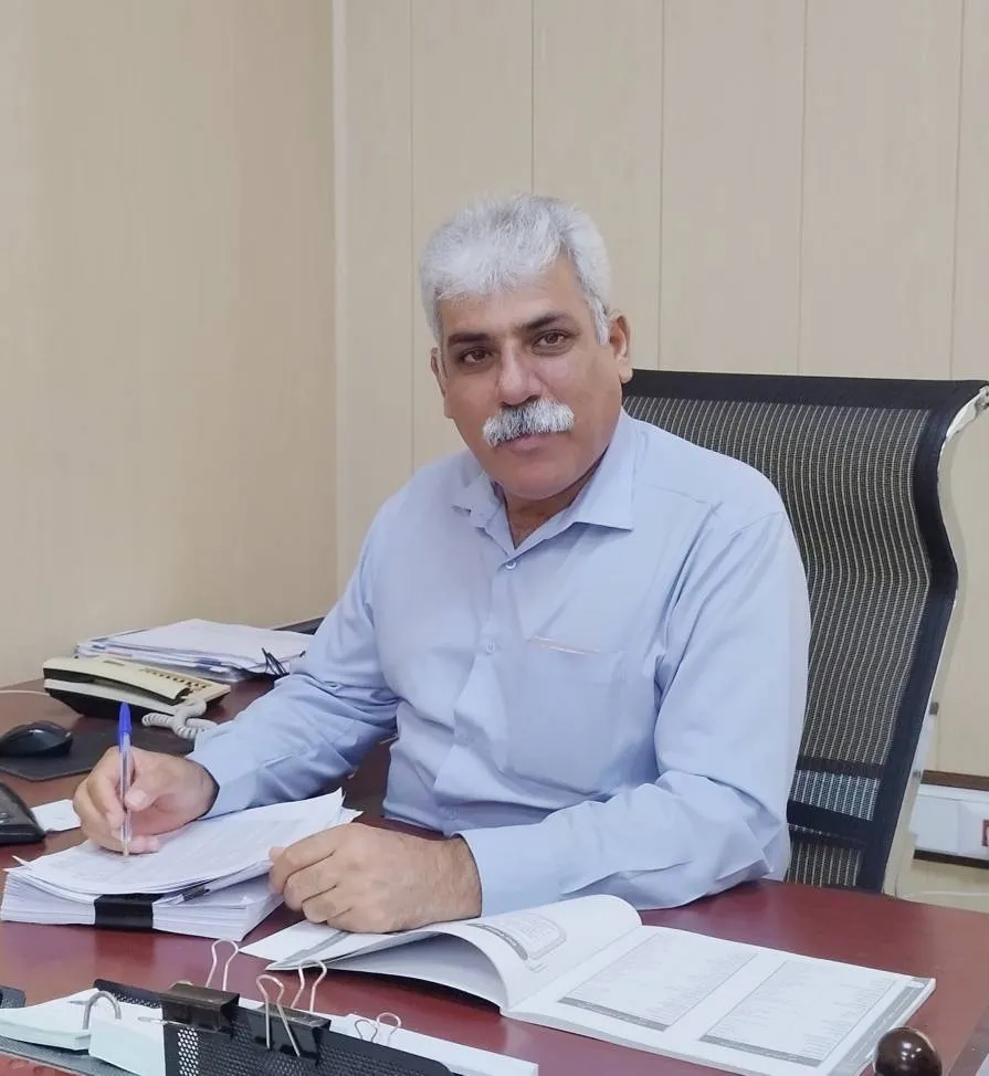 روزنامه نگاری؛ زیستن بر لبه تیغ