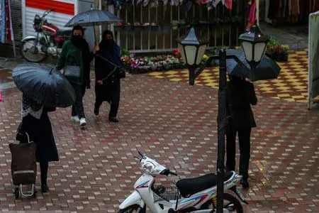 کاهش دما و بارش باران در شمال کشور | خیزش گرد و خاک در برخی استان‌ها