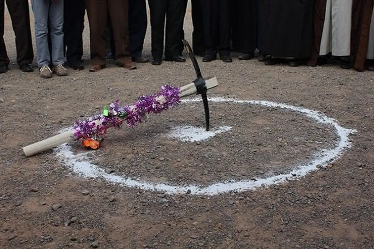 کلنگ احداث مدرسه ۶ کلاسه در روستای آزادده بخش ضیاءآباد زده شد