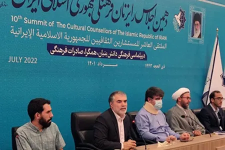 کرمی: خام‌فروشی فرهنگ و ادبیات به یاری شرکت‌های خلاق و دانش‌بنیان جای خود را به خلق ثروت و اشتغال می‌دهد