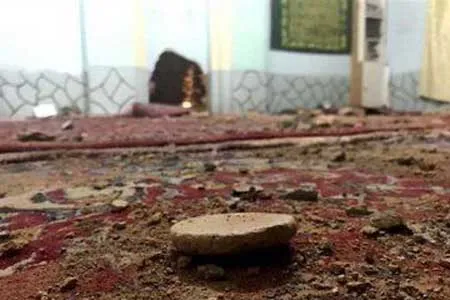 ۳۰ کشته و زخمی بر اثر انفجار مسجدی در افغانستان