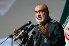 برابر دشمنان دست برتر را داریم / هیچگاه مردم را تنها نمی گذاریم