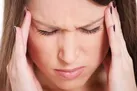 حمله میگرن می‌تواند باعث تشنج شود؟