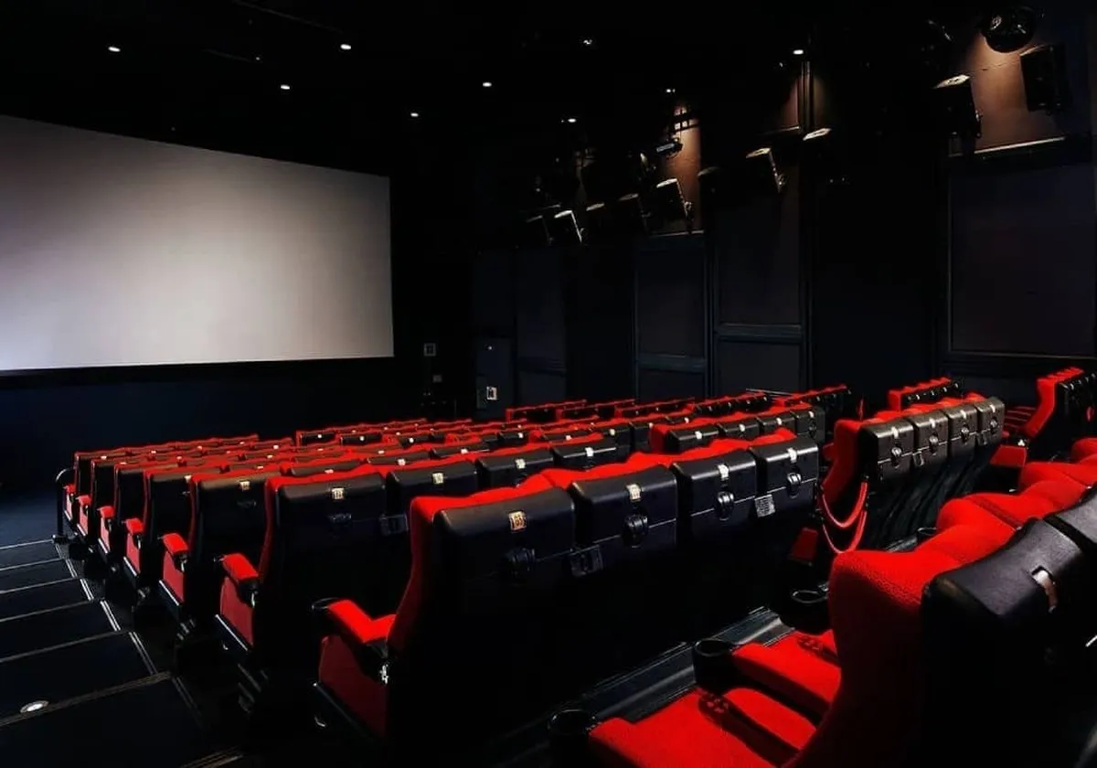 نرخ بلیط سینما هجرت کرج نیم بها می شود