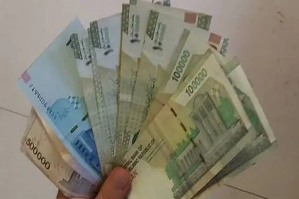 25 بانک عامل عرضه اوراق گواهی سپرده ۲۳ درصدی شدند