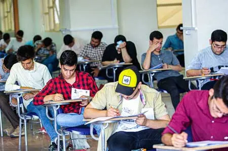 رصد فضای مجازی و برخورد با متخلفان آزمون سراسری سال ۱۴۰۲